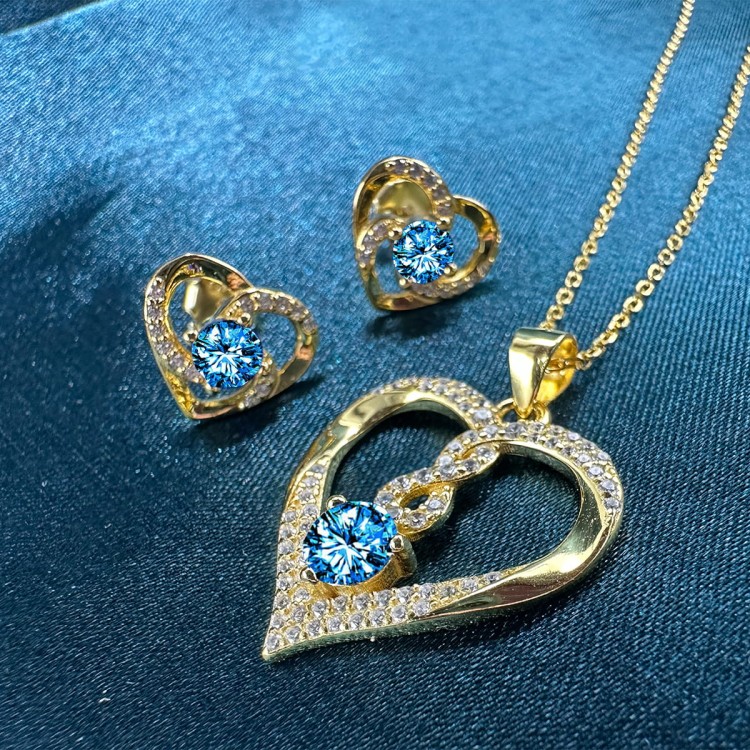 Aquamarine 5.jpg