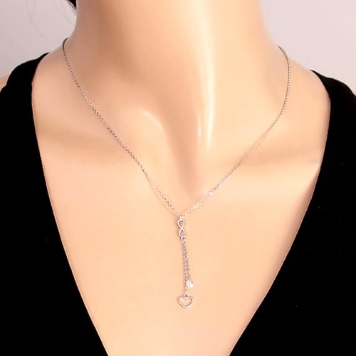 Srebrny Naszyjnik Serce Nieskończoność i Cyrkonia Srebro 925 .jpg