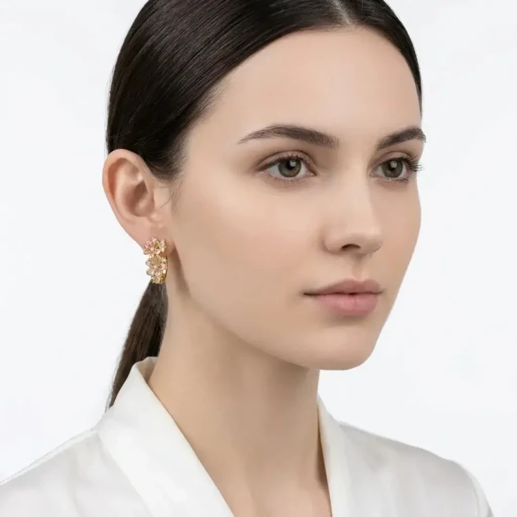 Biżuteria inspirowana naturą i kobiecą elegancją