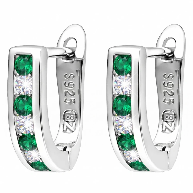 Kolczyki Srebrne 925 z Cyrkoniami Emerald Na Angielskim Zapięciu